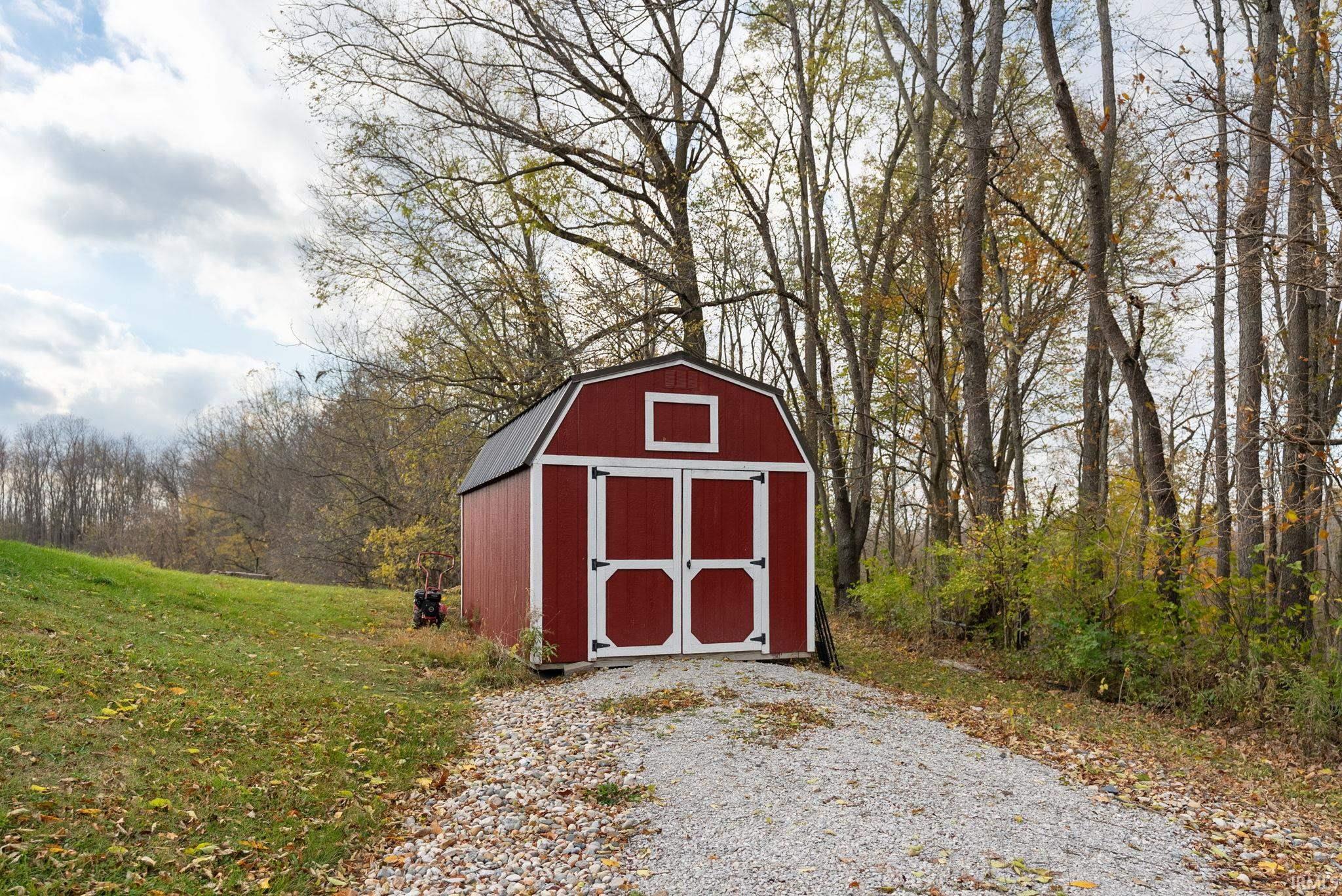 481 County Line Road Pierceton, IN 46562 - Photo 30 of 35 Gallery Image 30