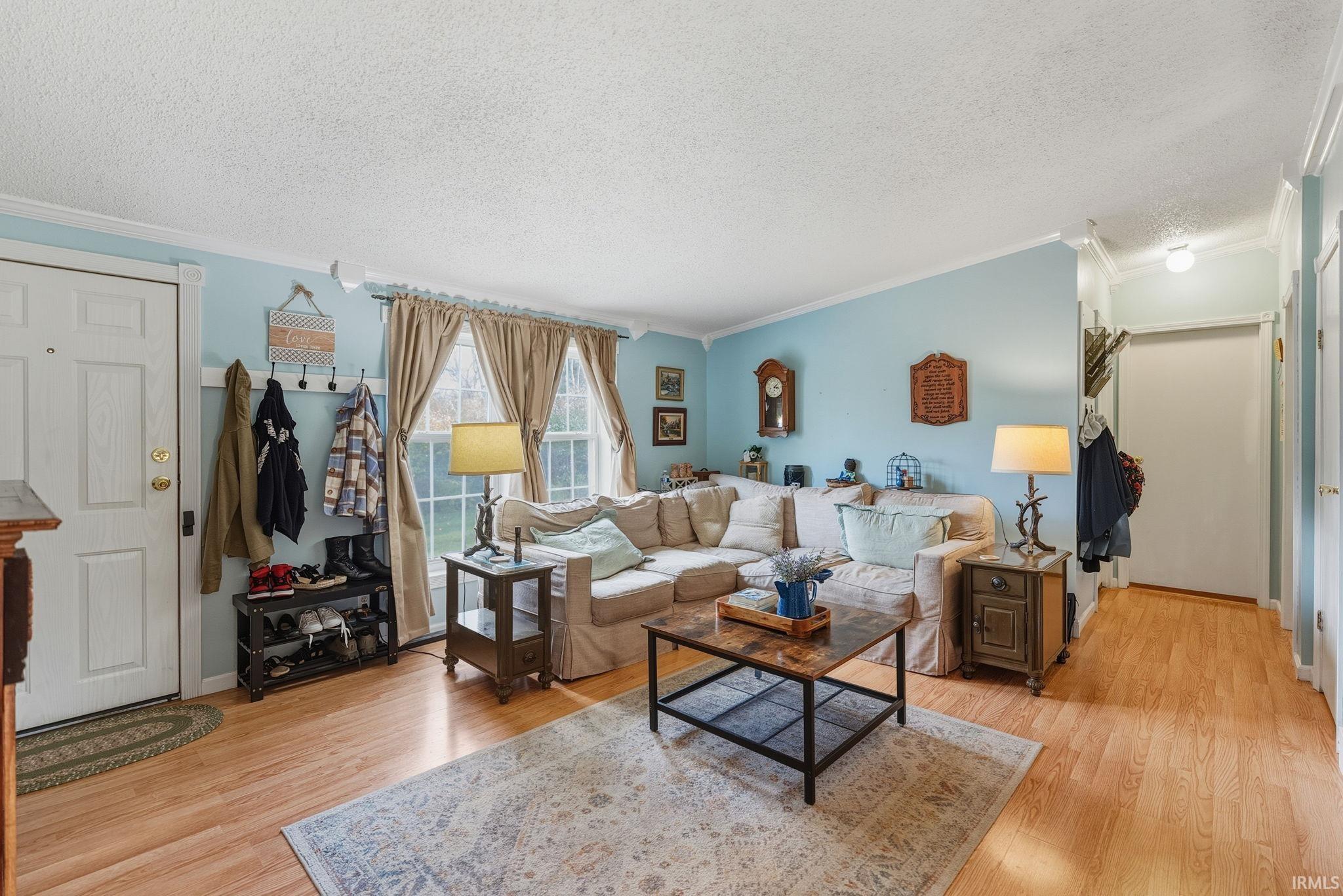 481 County Line Road Pierceton, IN 46562 - Photo 6 of 35 Gallery Image 6