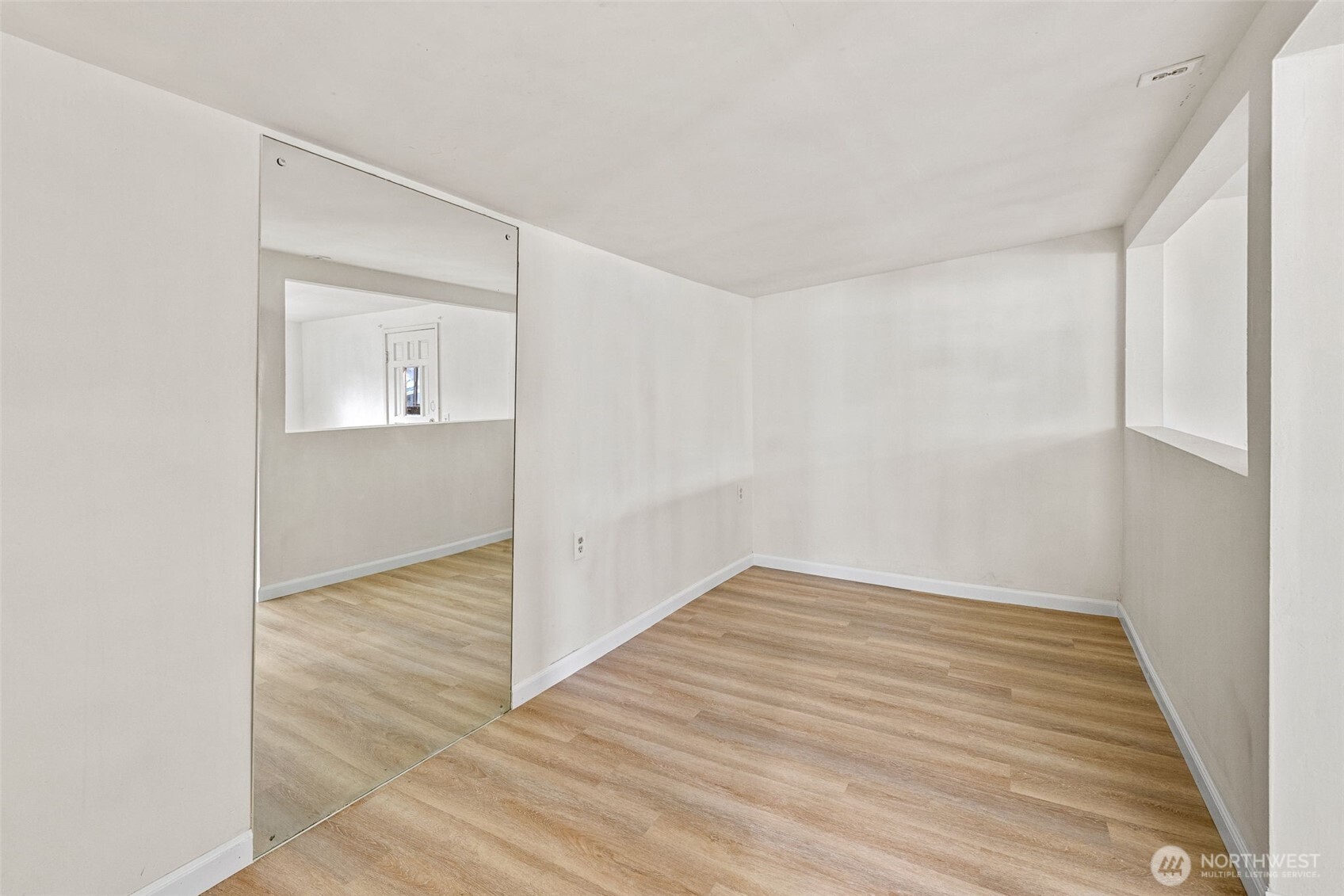 409 Wells Avenue North Renton, WA 98057 - Photo 20 of 26