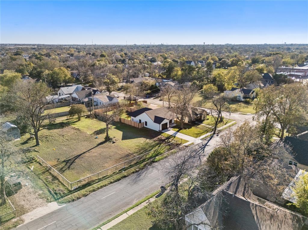 2020 Bosque Boulevard Waco, TX 76707 - Photo 24 of 27 an aerial view of residential houses with outdoor space