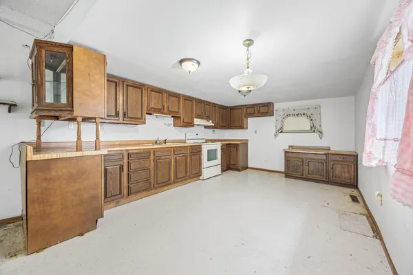 $64,900 | 118 2nd Street Southwest, Hillsboro, ND 58045