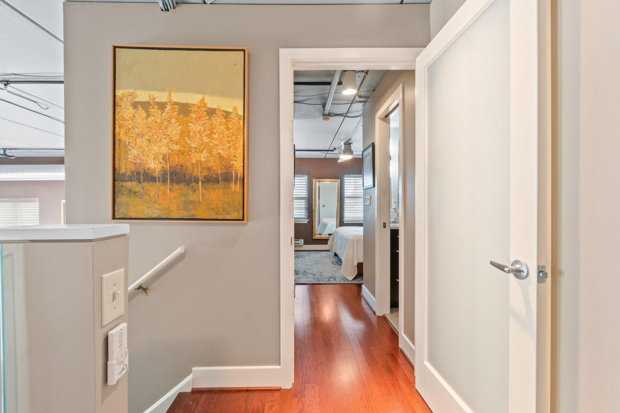 900 Bonifant Street, Unit C Silver Spring, MD 20910 - Photo 20 of 43 2nd floor hall