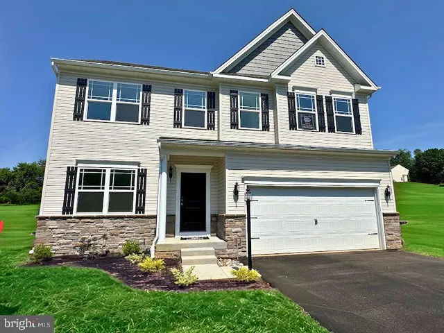 $424,888 | 3184 Old Dutch Lane, York, PA 17402