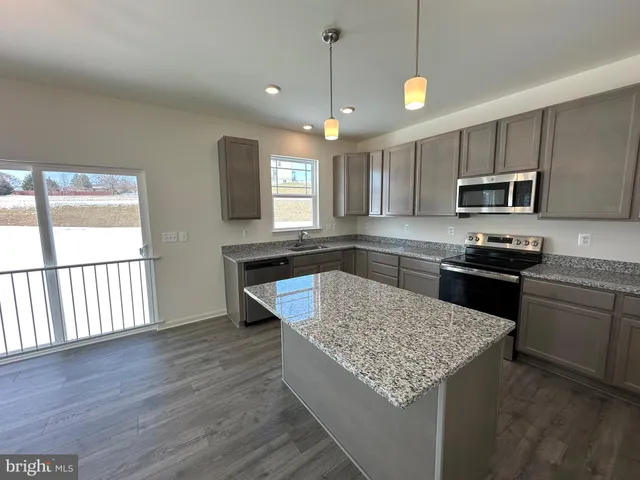 $424,888 | 3184 Old Dutch Lane, York, PA 17402