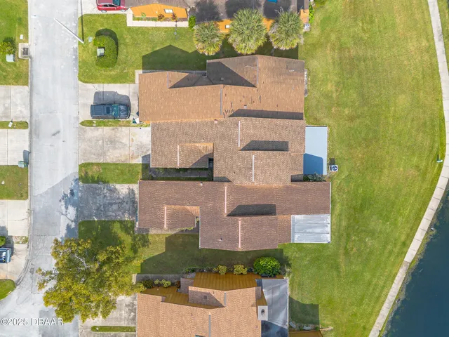$2,000 | 120 Lakewood Village Circle, Daytona Beach, FL 32119