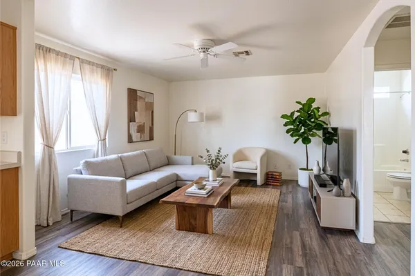 $1,650 | 6243 North Buckboard Drive, Unit B, Prescott Valley, AZ 86314