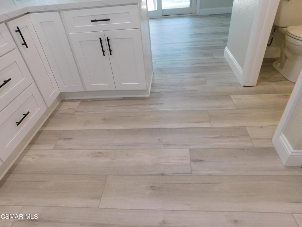 559 Stoney Peak Court Simi Valley, CA 93065 - Photo 16 of 62 a view of staircase with white walls