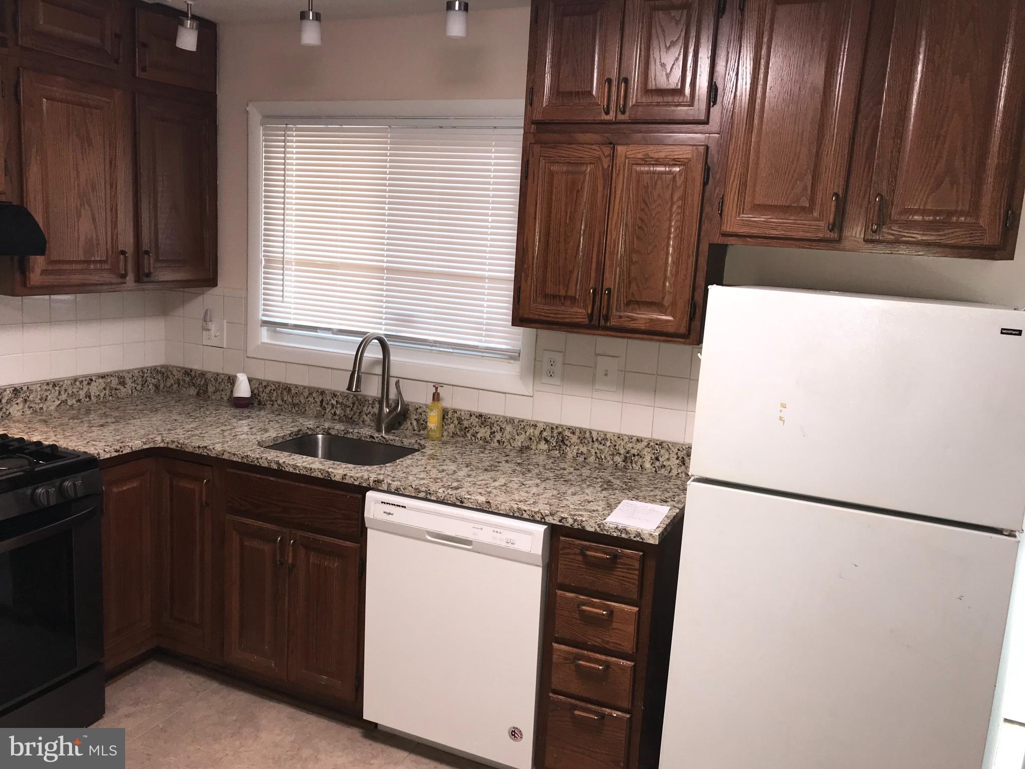 6200 Auth Road Suitland, MD 20746 - Photo 13 of 49 Kitchen