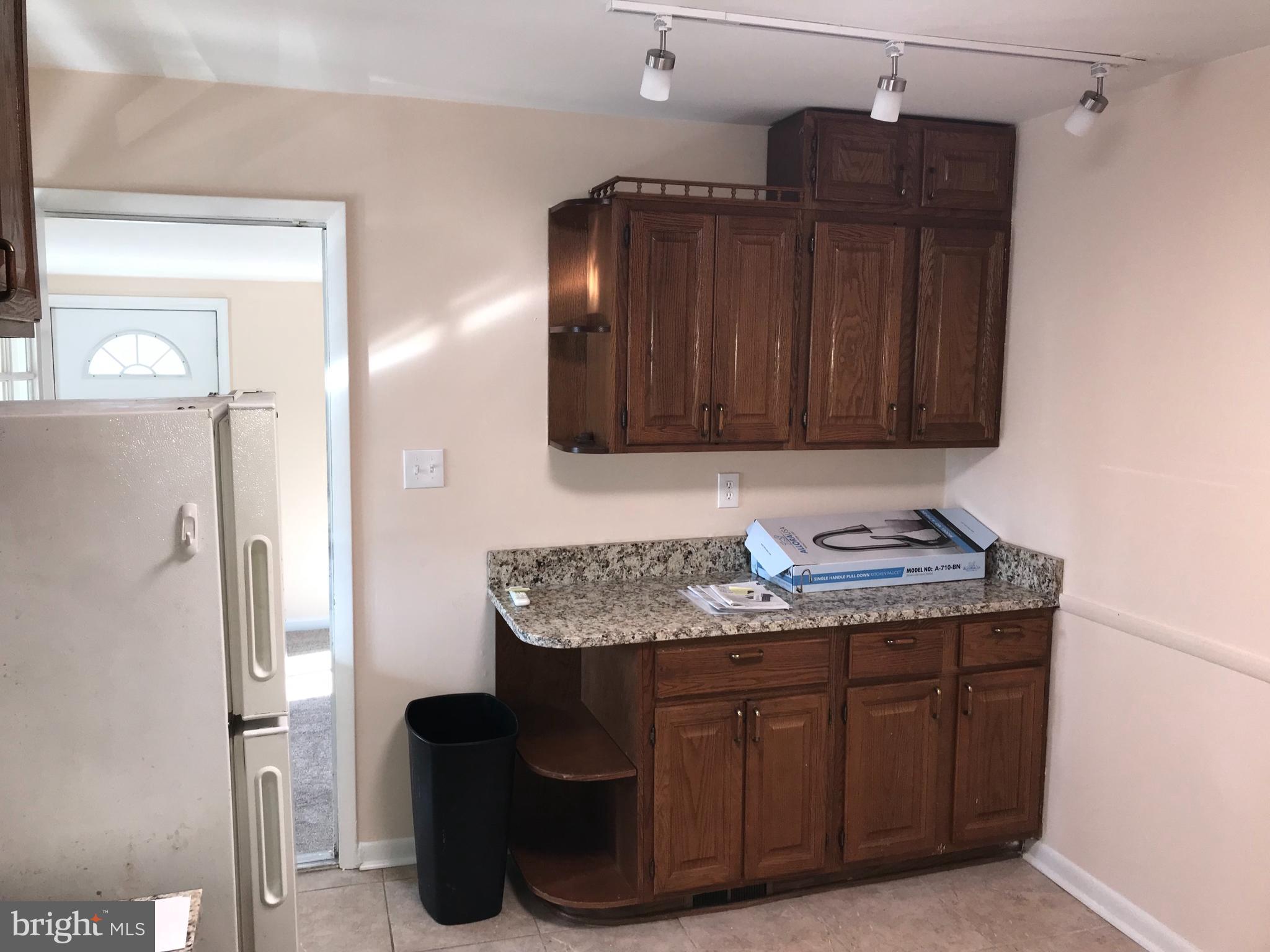 6200 Auth Road Suitland, MD 20746 - Photo 15 of 49 Kitchen