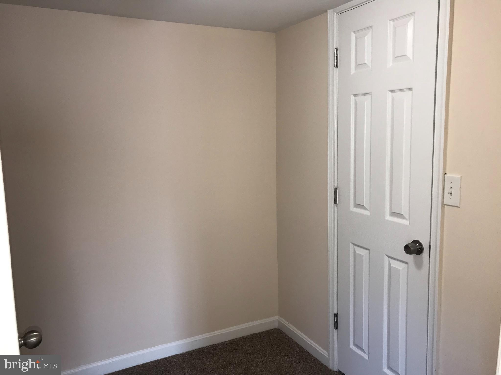 6200 Auth Road Suitland, MD 20746 - Photo 25 of 49 Owners Suite/Family rm Closet