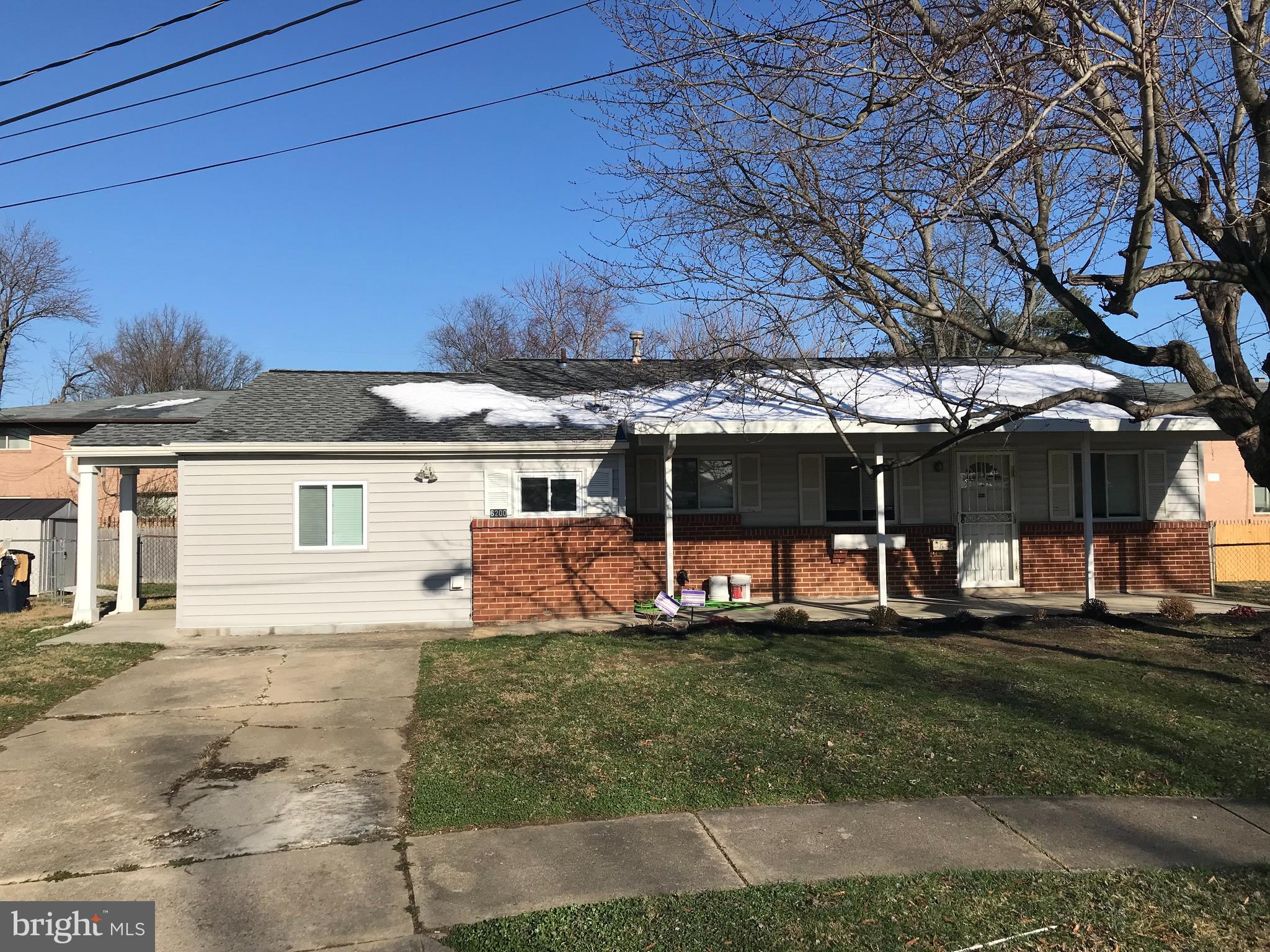 6200 Auth Road Suitland, MD 20746 - Photo 4 of 49 Front view of yard