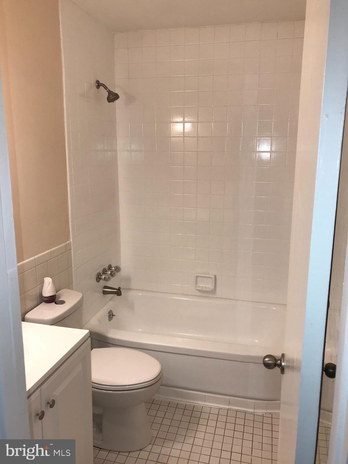 6200 Auth Road Suitland, MD 20746 - Photo 41 of 49 Bathroom