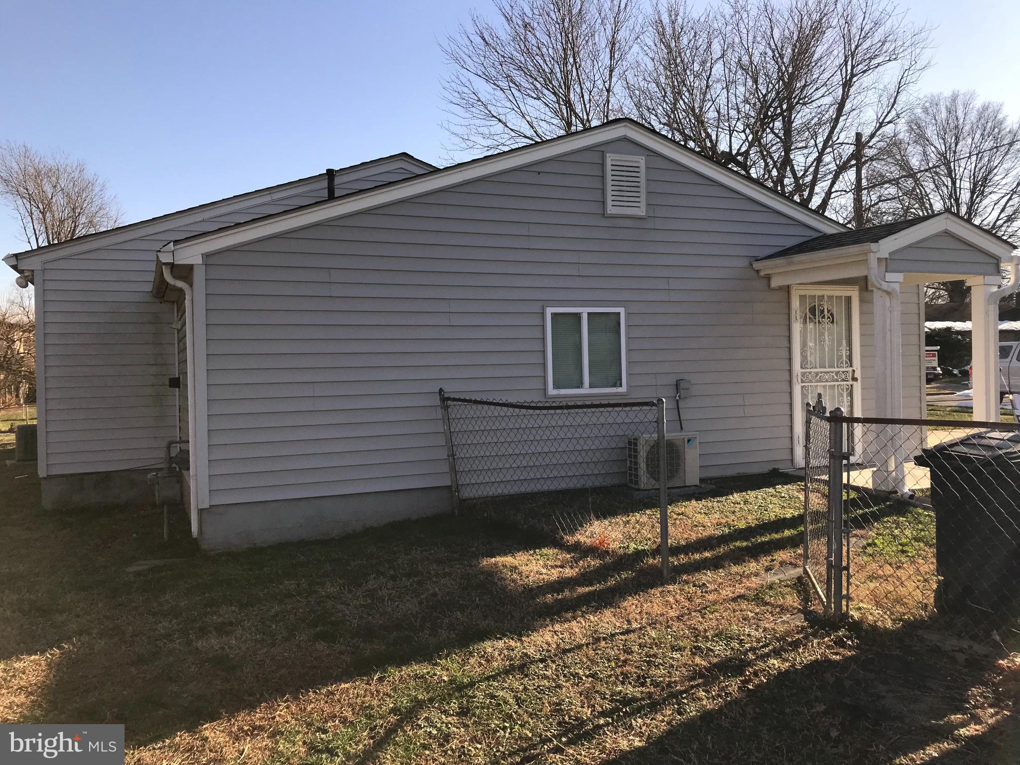 6200 Auth Road Suitland, MD 20746 - Photo 48 of 49 Side yard