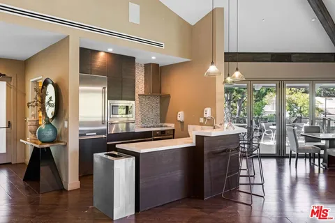 $1,999,000 | 2792 Bottlebrush Drive, Los Angeles, CA 90077