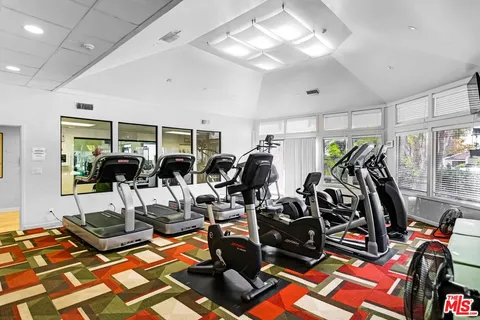 $1,999,000 | 2792 Bottlebrush Drive, Los Angeles, CA 90077