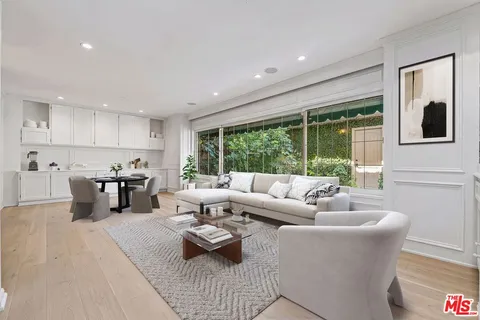 $1,999,000 | 2792 Bottlebrush Drive, Los Angeles, CA 90077