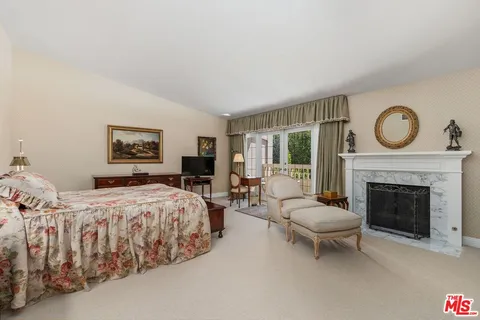 $1,999,000 | 2792 Bottlebrush Drive, Los Angeles, CA 90077