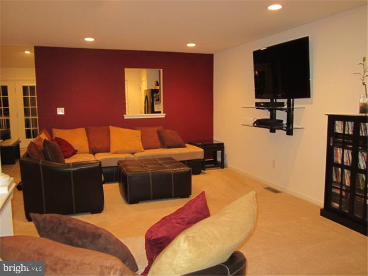 413 Georgetown Road Carneys Point, NJ 08069 - Photo 16 of 25 Gallery Image 16