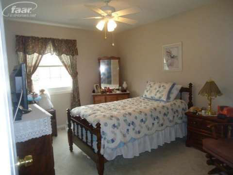 11339 North Webster Road Clio, MI 48420 - Photo 20 of 48 20397642-19.JPG