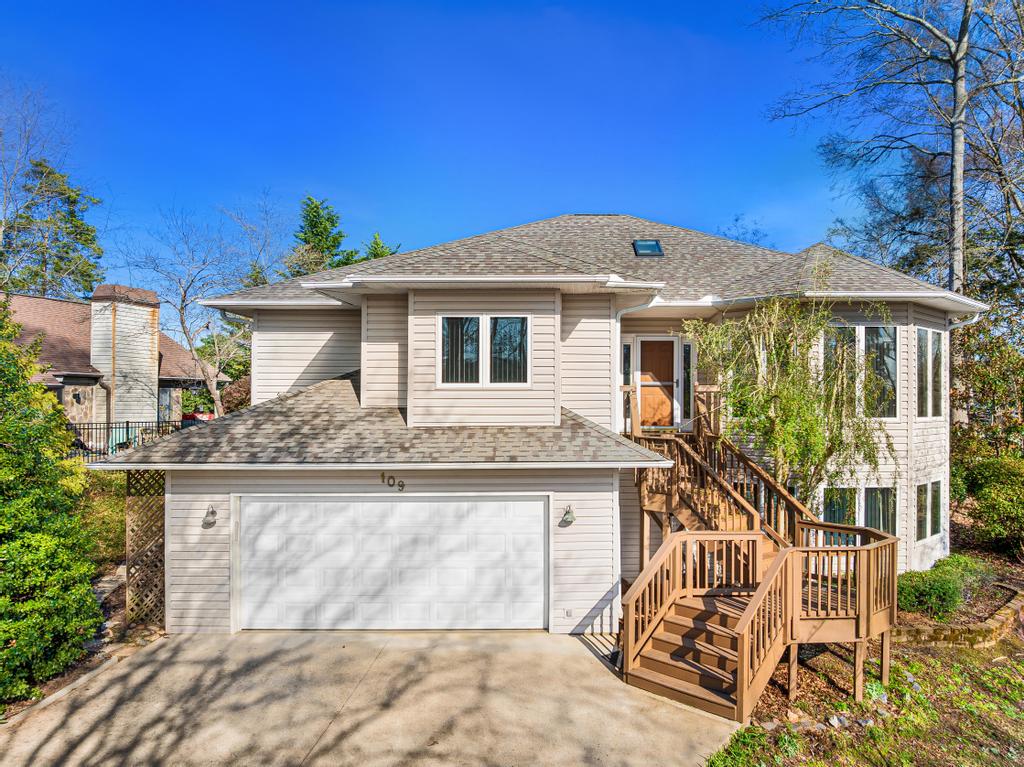 109 Sheldon Lane Westminster, SC 29693 - Photo 1 of 39