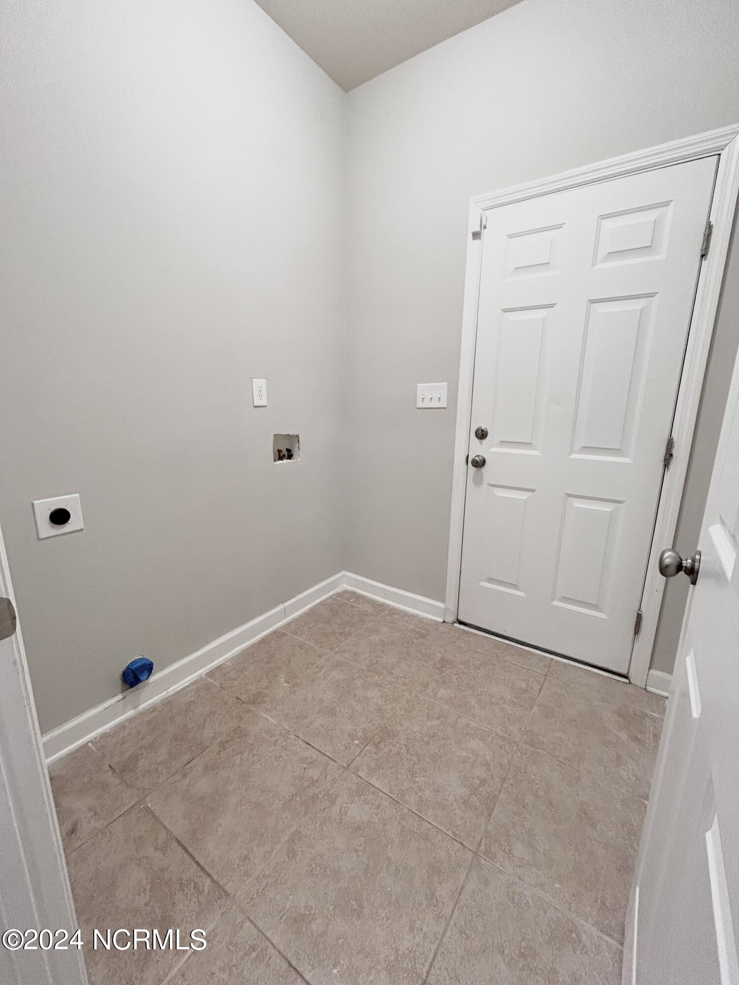 341 Old Dam Road Jacksonville, NC 28540 - Photo 45 of 45 Laundry Room