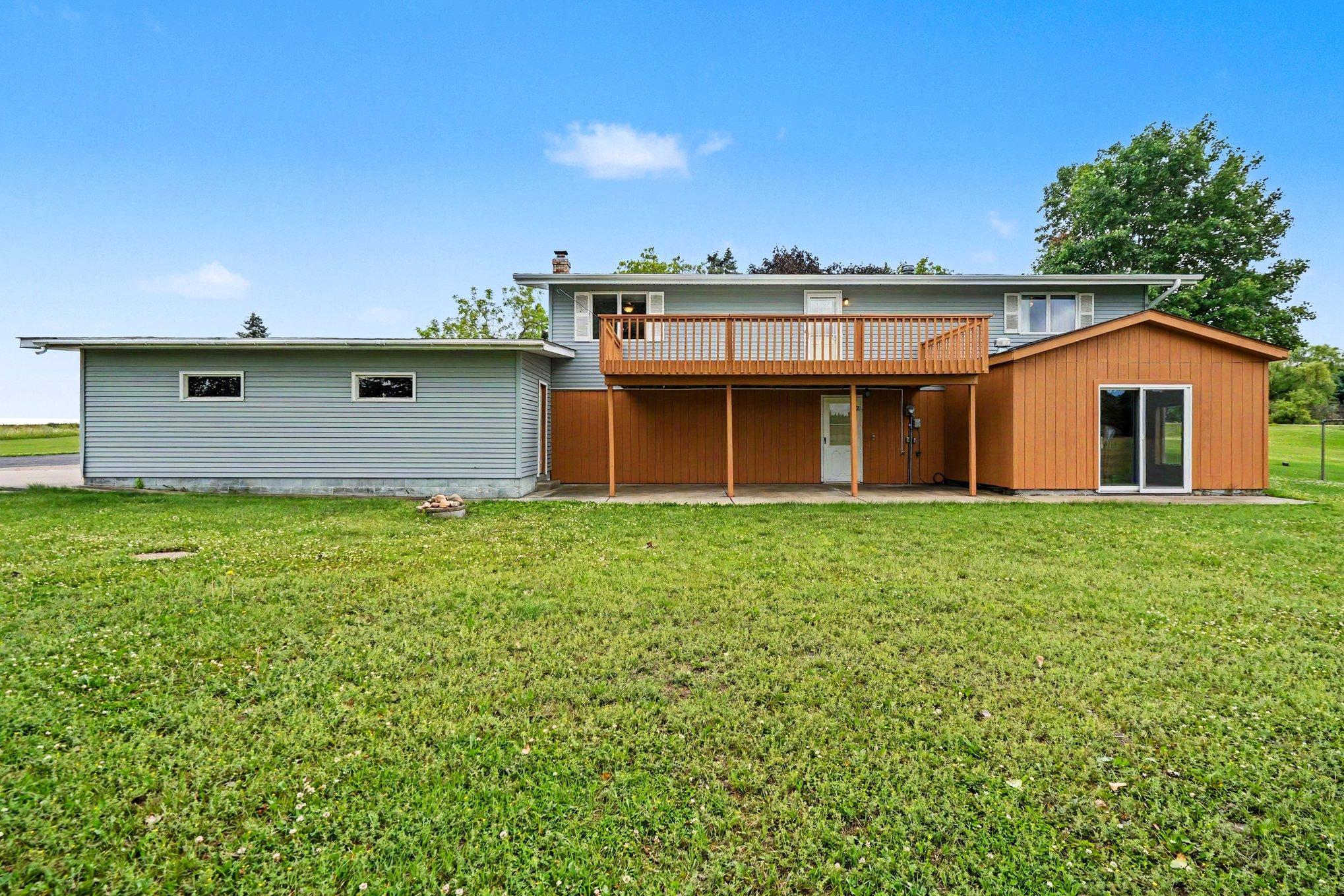 158 County Road East Houlton, WI 54082 - Photo 32 of 35