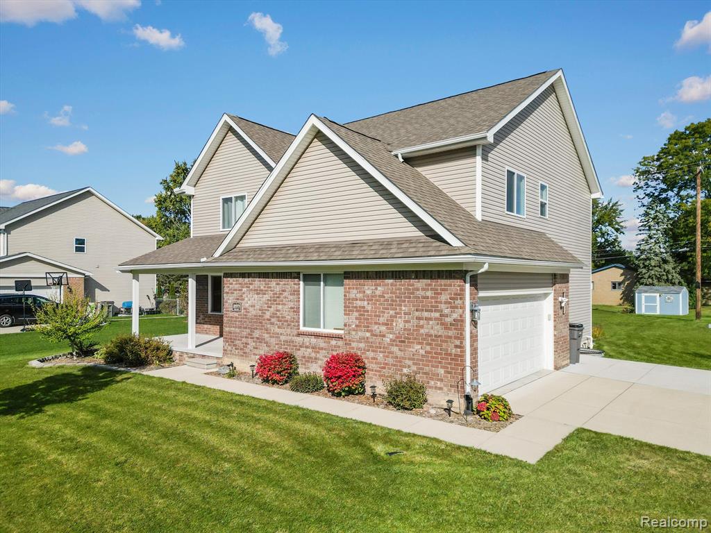 18977 Faulman Road Clinton Township, MI 48035 - Photo 3 of 51 Gallery Image 3