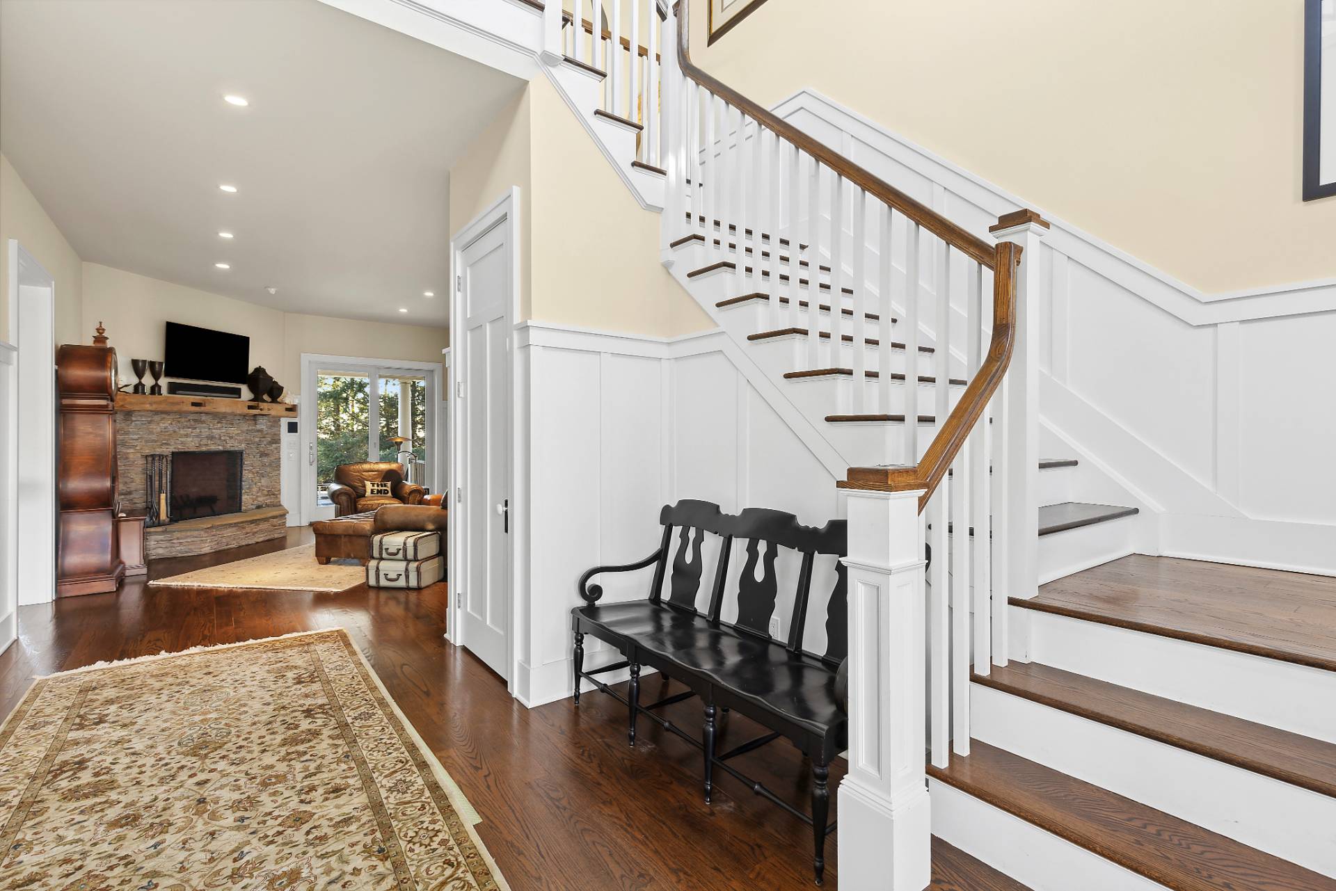 23 Sycamore Lane Montauk, NY 11954 - Photo 12 of 33 a view of entryway livingroom and hall with wooden floor