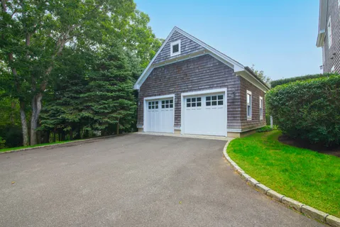 $5,500,000 | 23 Sycamore Lane, Montauk, NY 11954
