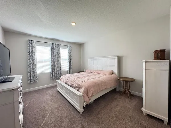 $2,800 | 10353 Fieldstone Myrtle Way, San Antonio, FL 33576