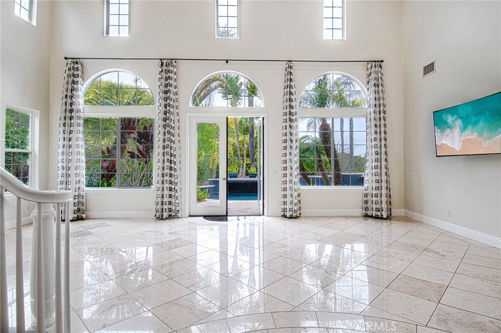 28362 Via Pasito San Juan Capistrano, CA 92675 - Photo 19 of 28 Great Room
