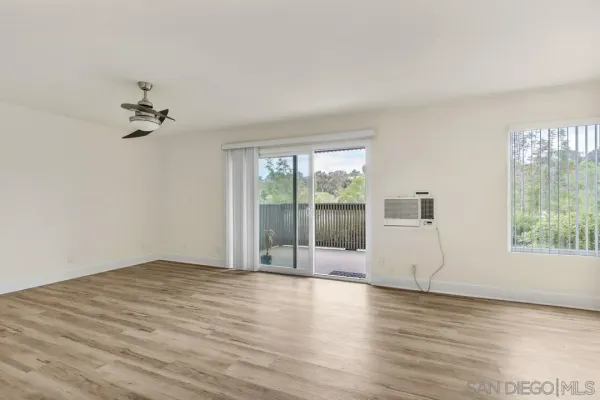 $2,600 | 8640 Via Mallorca, Unit E, La Jolla, CA 92037