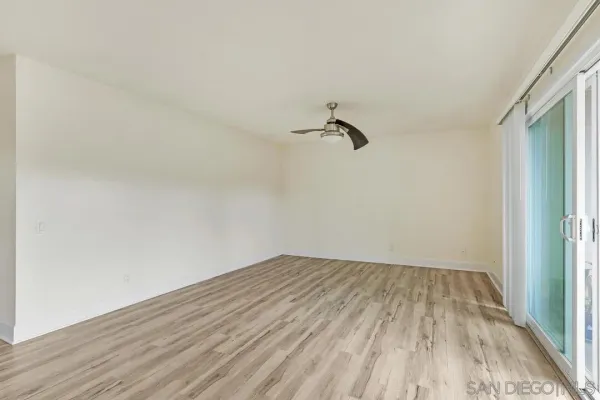 $2,600 | 8640 Via Mallorca, Unit E, La Jolla, CA 92037