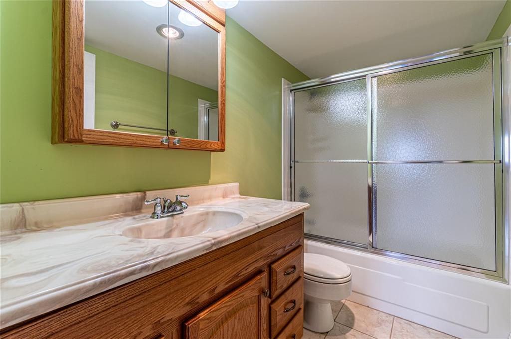 5600 Munhall Road, Unit 808 Pittsburgh, PA 15217 - Photo 17 of 39 Gallery Image 17