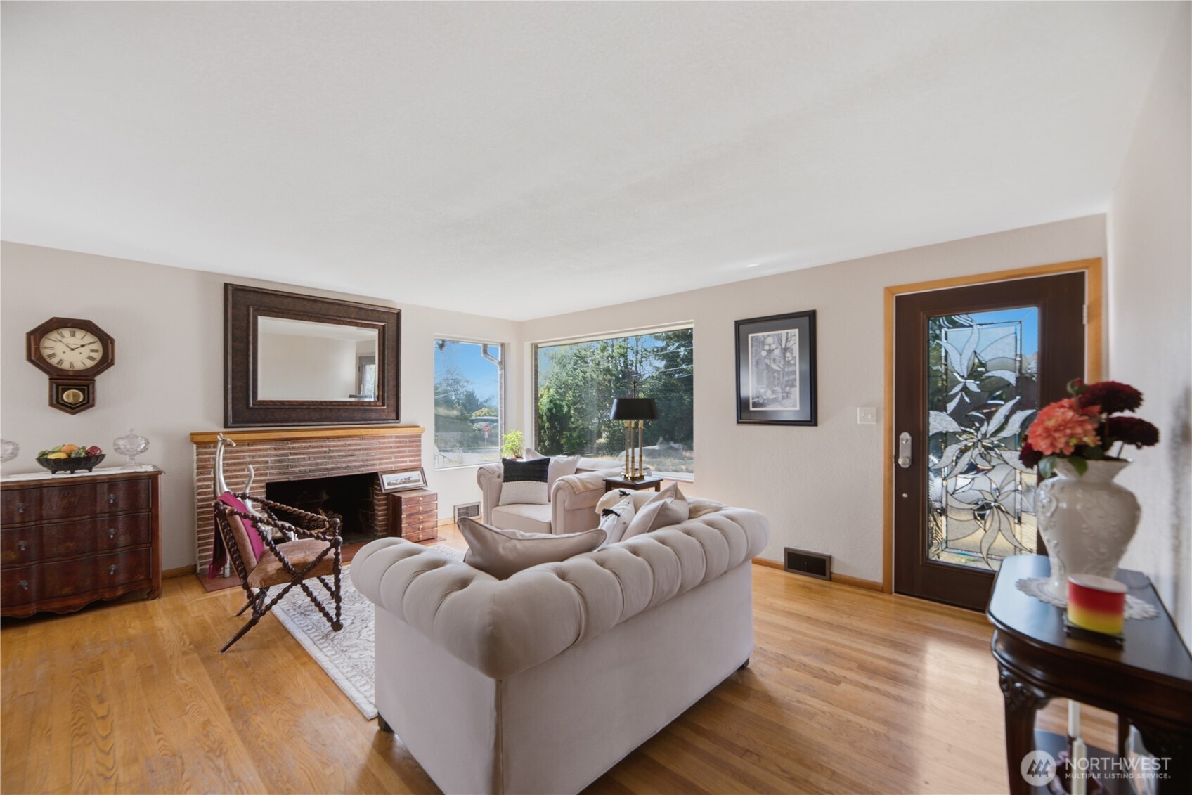 3947 Southwest Portland Street Seattle, WA 98136 - Photo 4 of 27