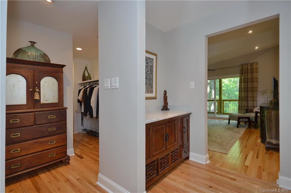 8 Maplewood Road Asheville, NC 28804 - Photo 12 of 24 Gallery Image 12