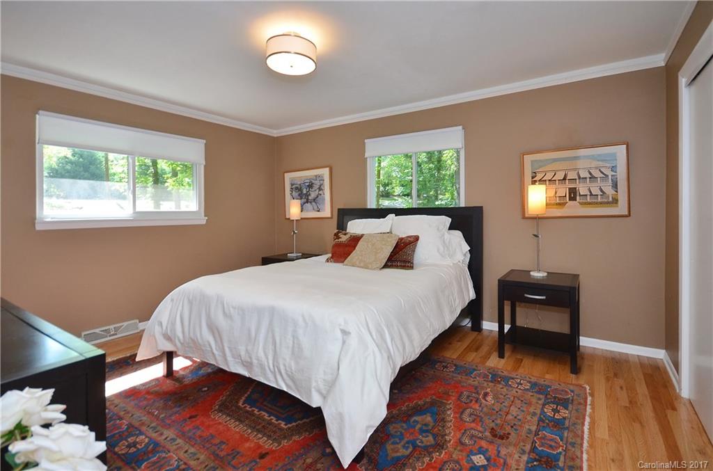 8 Maplewood Road Asheville, NC 28804 - Photo 9 of 24 Gallery Image 9