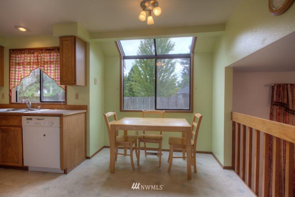13340 Southeast 195th Street Renton, WA 98058 - Photo 4 of 18 Gallery Image 4
