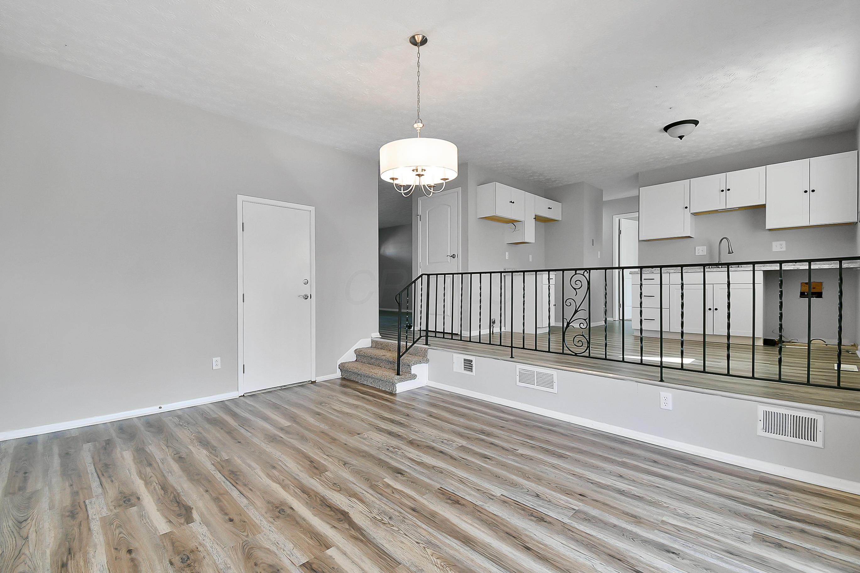 4007 Clabber Road Columbus, OH 43207 - Photo 11 of 25 Gallery Image 11
