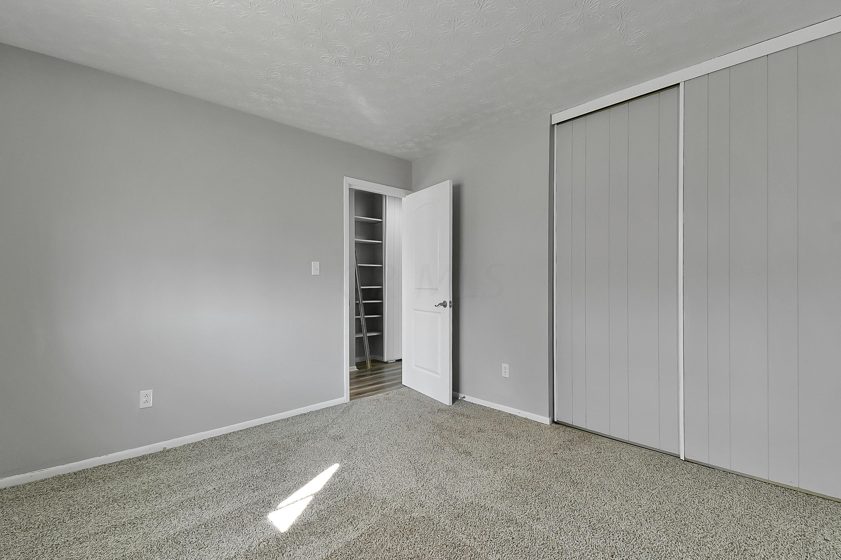4007 Clabber Road Columbus, OH 43207 - Photo 12 of 25 Gallery Image 12