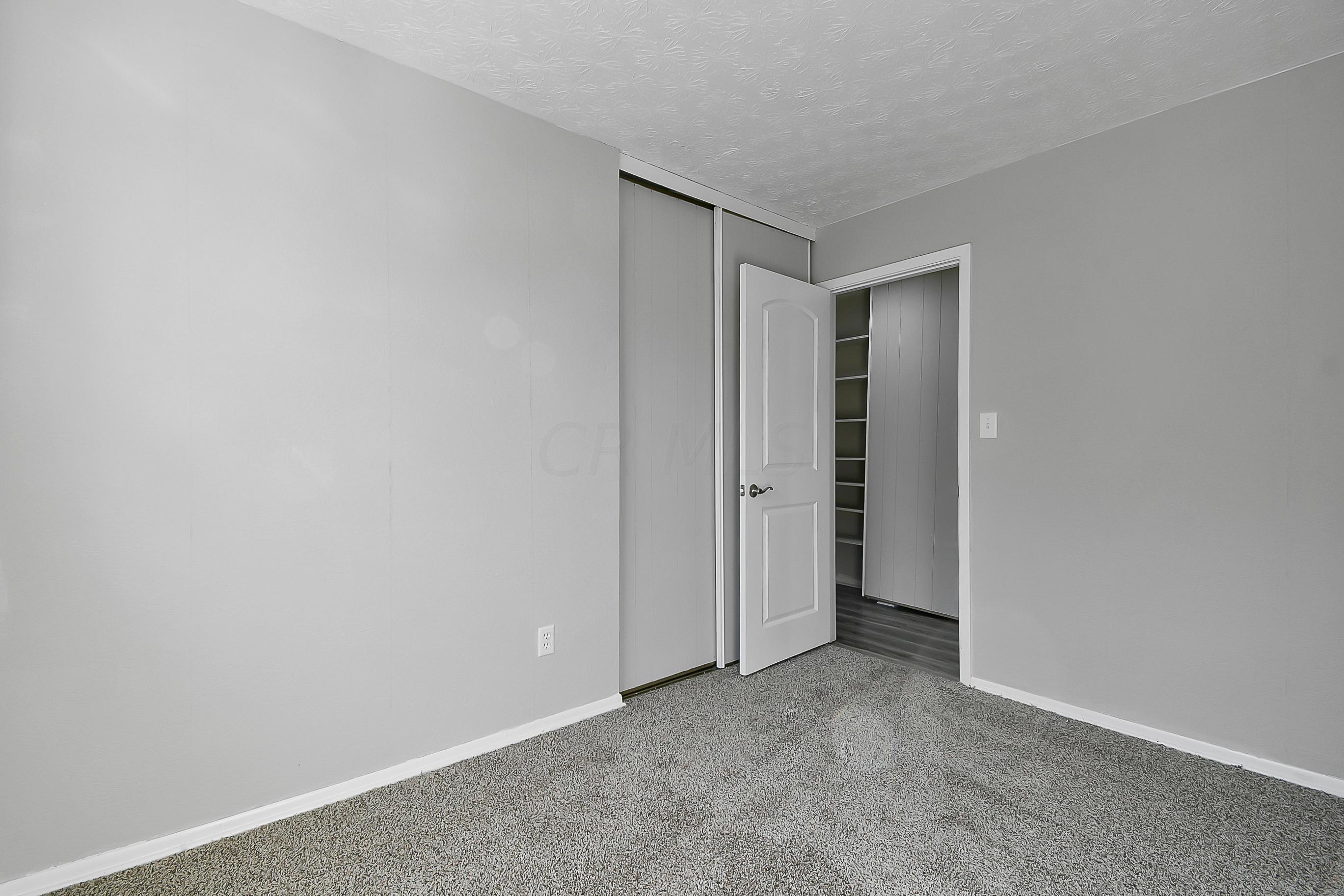 4007 Clabber Road Columbus, OH 43207 - Photo 15 of 25 Gallery Image 15