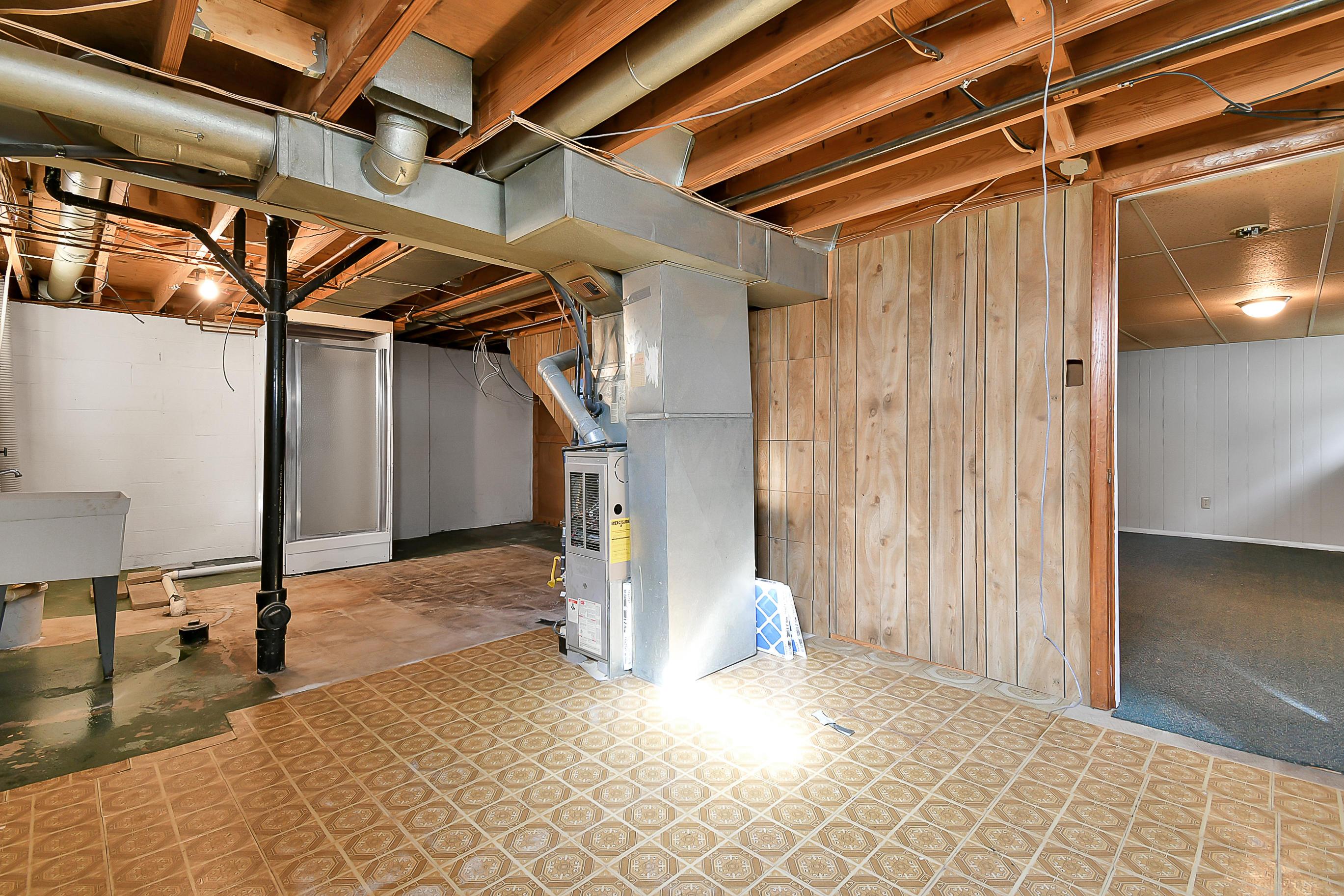 4007 Clabber Road Columbus, OH 43207 - Photo 22 of 25 Gallery Image 22