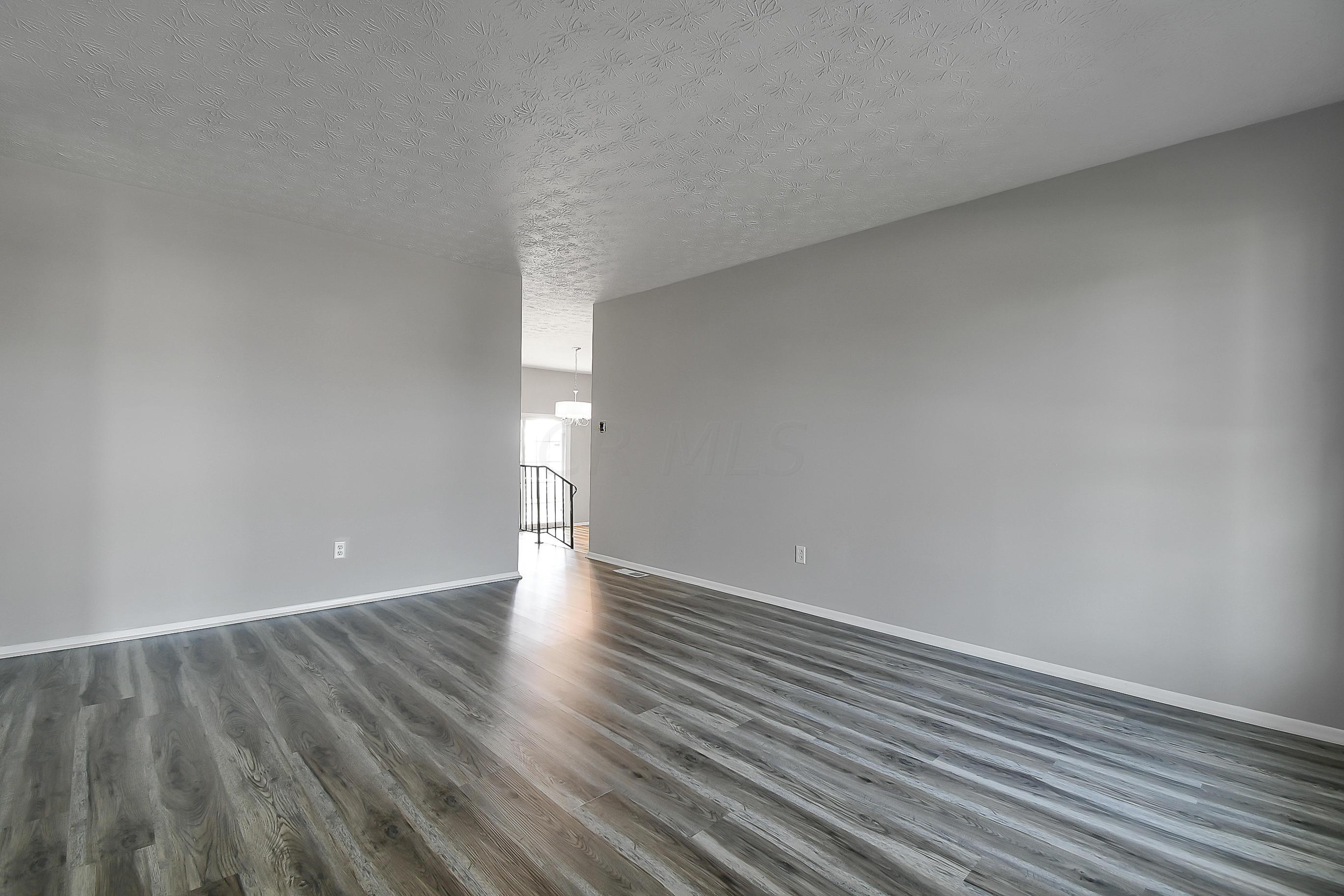 4007 Clabber Road Columbus, OH 43207 - Photo 6 of 25 Gallery Image 6