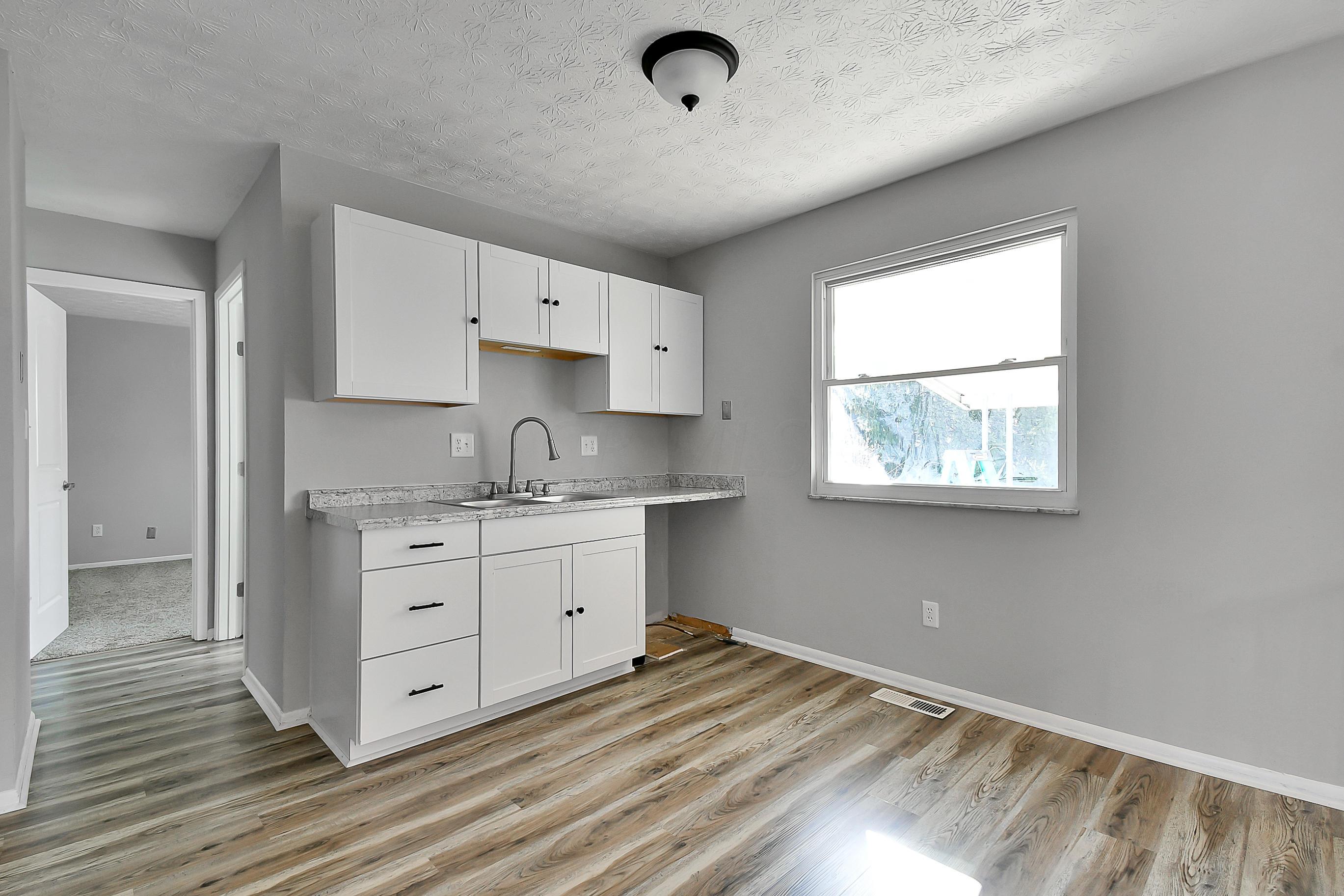 4007 Clabber Road Columbus, OH 43207 - Photo 7 of 25 Gallery Image 7