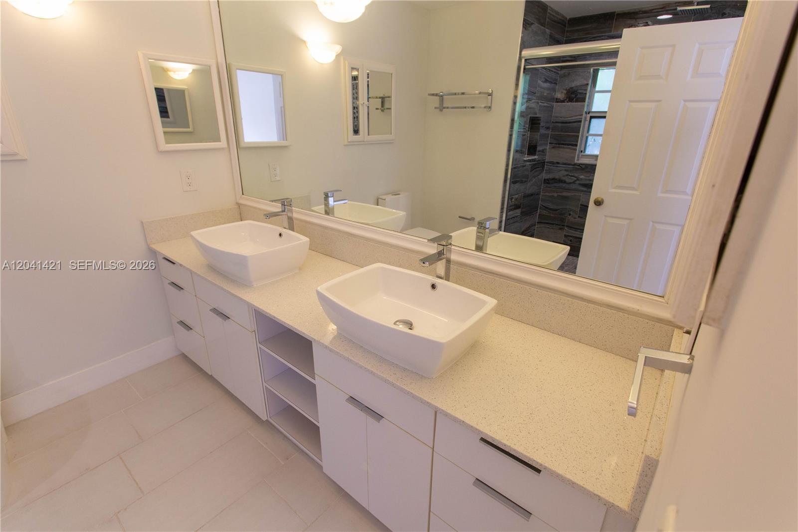 2919 Virginia Street Miami, FL 33133 - Photo 7 of 12