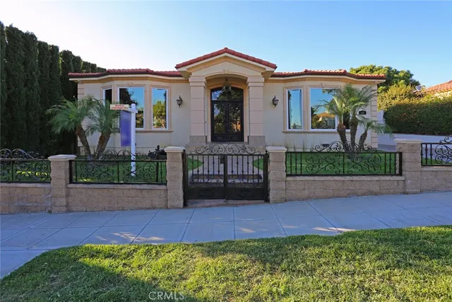 $9,500 | 831 East Orange Grove Avenue, Burbank, CA 91501