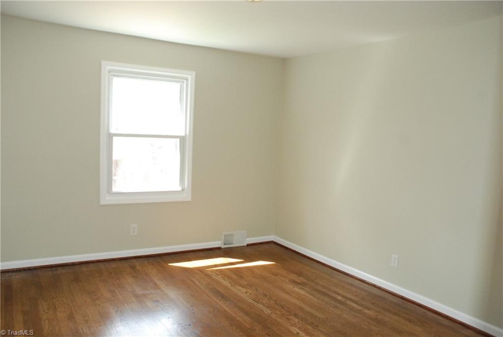 140 Oak Summit Road Winston-Salem, NC 27105 - Photo 7 of 17 Primary Bedroom