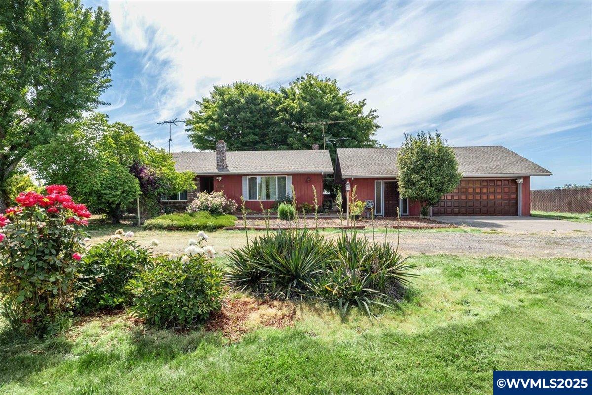 593 Howell Prairie Road Northeast Salem, OR 97317 - Photo 1 of 37 Gallery Image 1