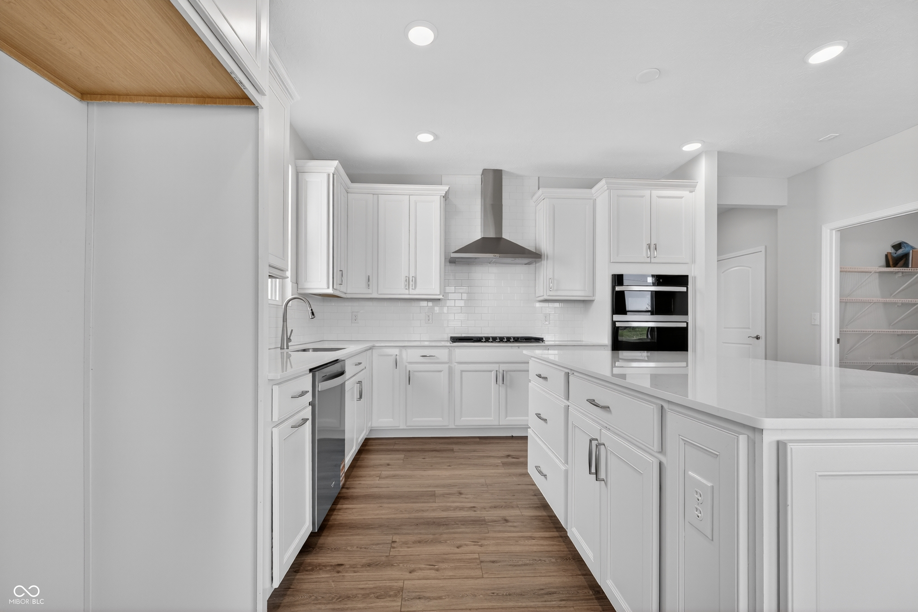 13345 Roundtop Road Noblesville, IN 46060 - Photo 3 of 41