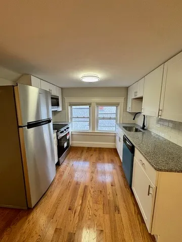 $1,875 | 16 Mayflower Street, Unit 3, Providence, RI 02906